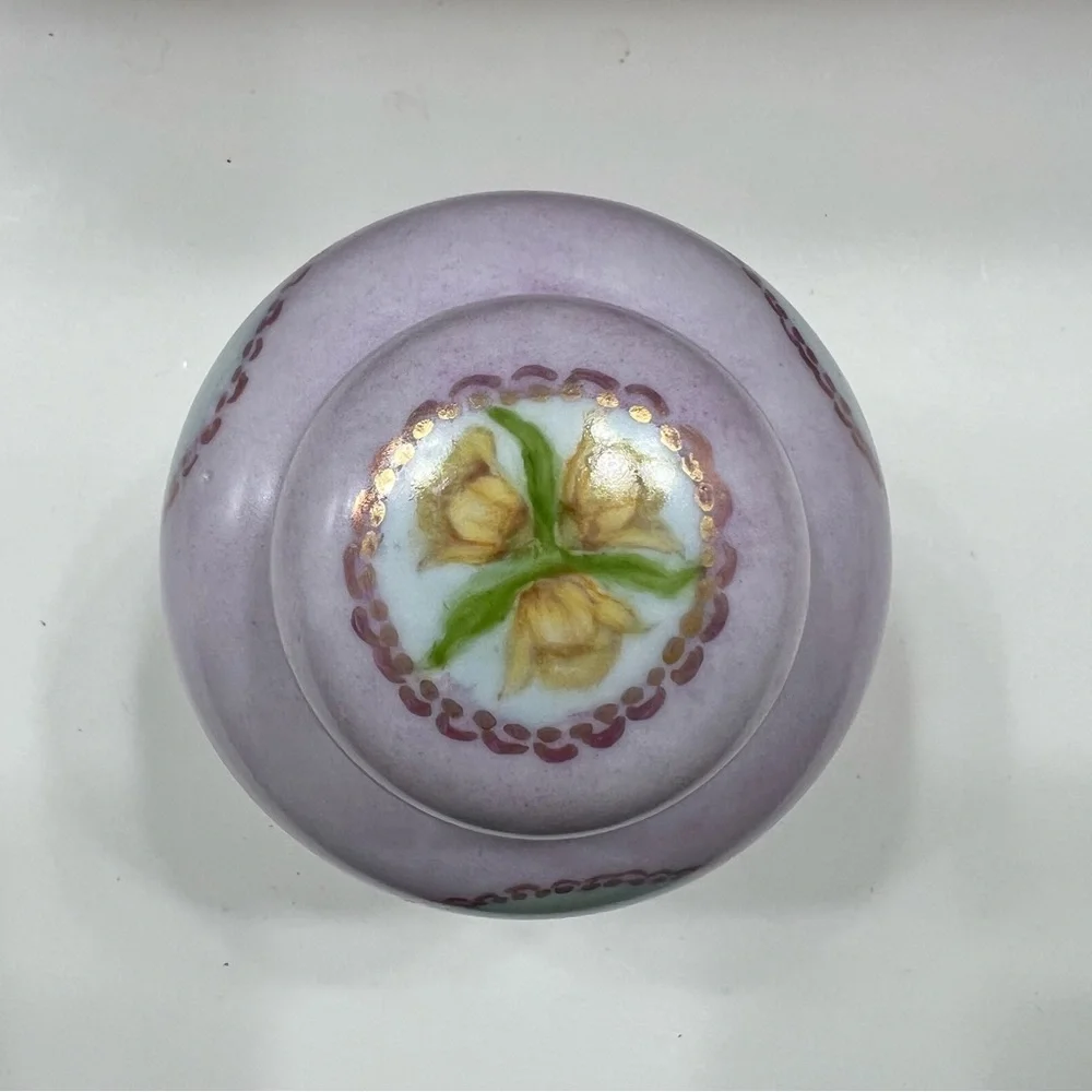Vintage 1974  Signed Lavender Pink Flowers Ginger Jar Vase With Lid‎ Les Vases